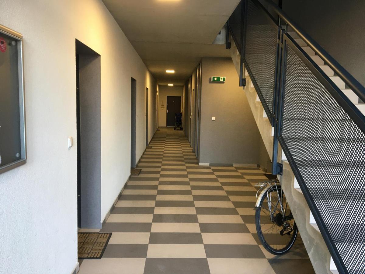 1 Tyskie Apartamenty Z Ogrodkiem Tychy Eksteriør billede